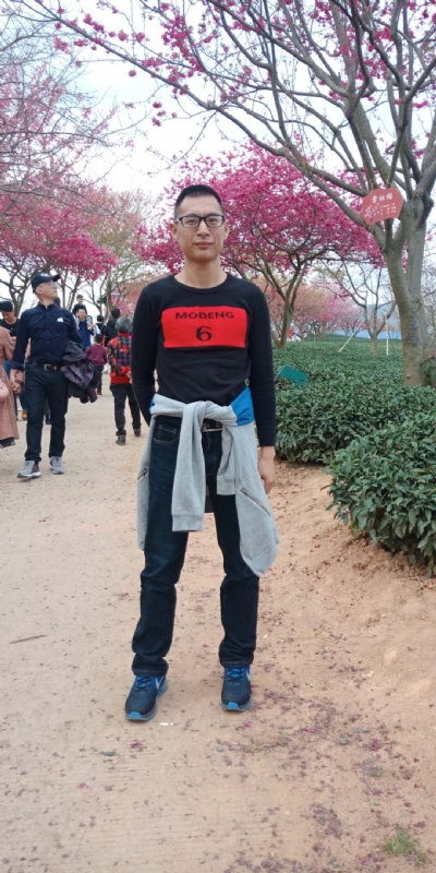 小梁的第二张照片--松溪征婚网