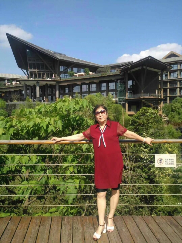 黄姐的第一张照片--松溪征婚网