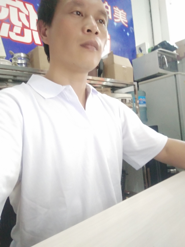 深蓝色的海的第一张照片--松溪征婚网