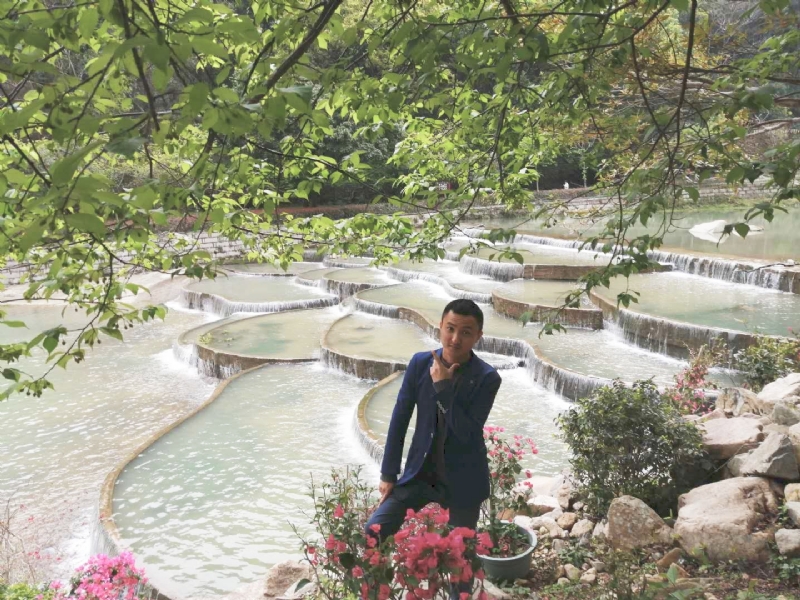 墨染尘封的第一张照片--松溪征婚网