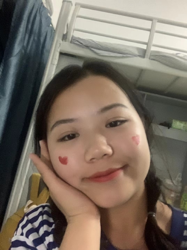 轻轻的一片云的第一张照片--松溪征婚网