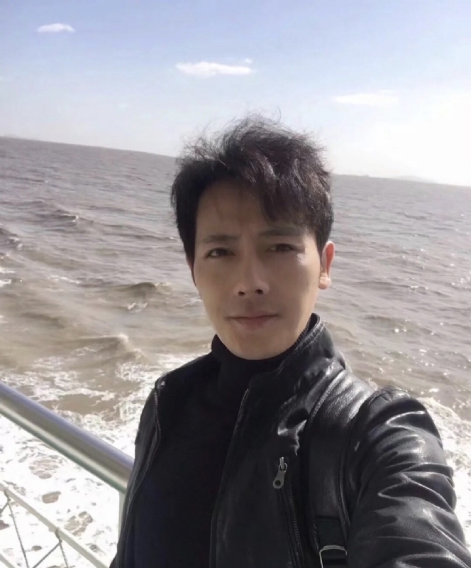 疯狂的小鱼的第一张照片--松溪征婚网