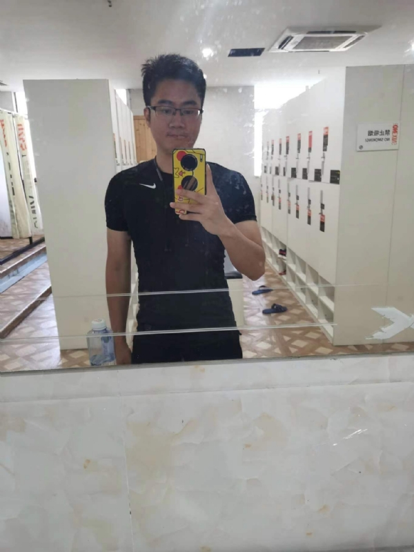 习惯发呆的第一张照片--松溪征婚网