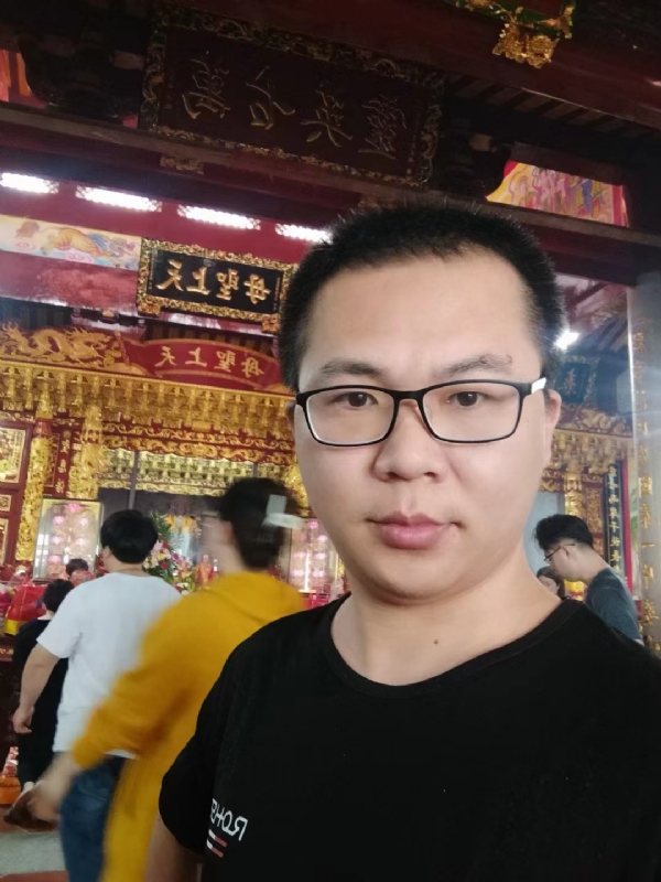 天哥的第二张照片--松溪征婚网