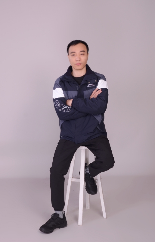 一只孤单的猫的第一张照片--松溪征婚网