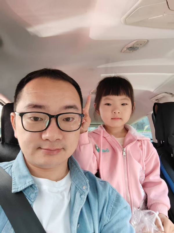 知天晓的第一张照片--松溪征婚网