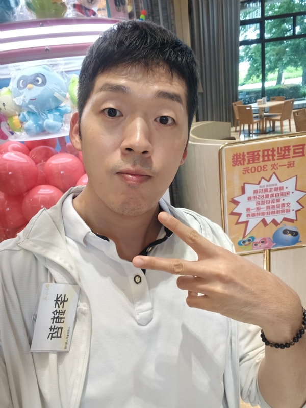 銪哲的第一张照片--松溪征婚网