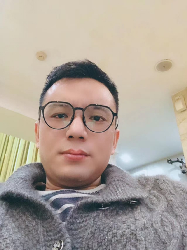 失神的第一张照片--松溪征婚网